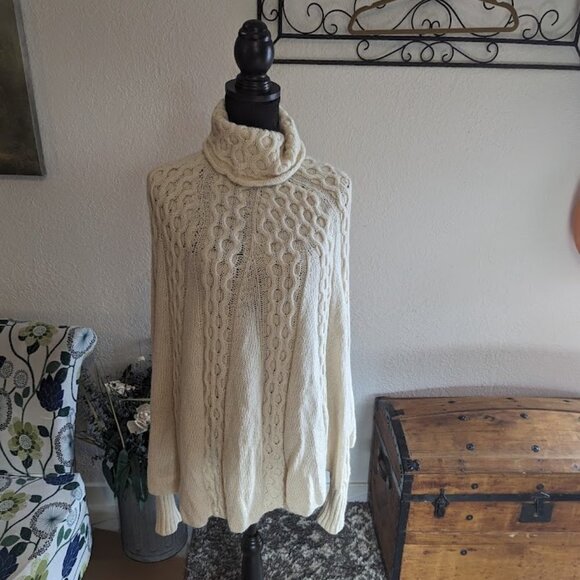Shupaca: Hand-Knit Ivory Alpaca Pullover, OS - Picture 1 of 7